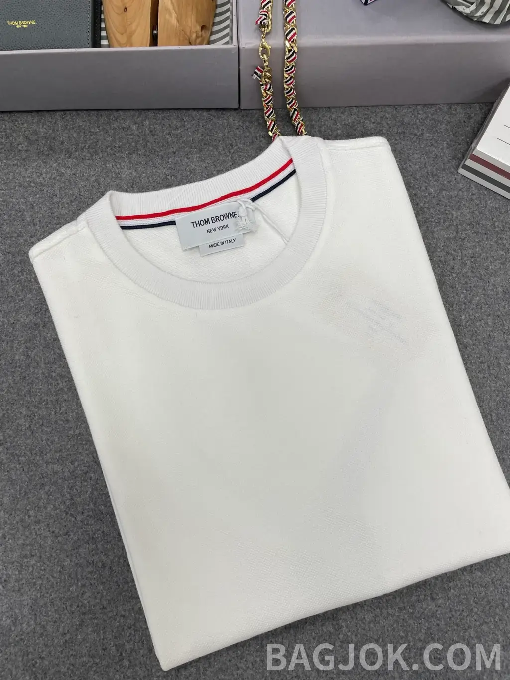 톰브라운 톰브라운 x SSENSE 반팔티 상세 이미지
