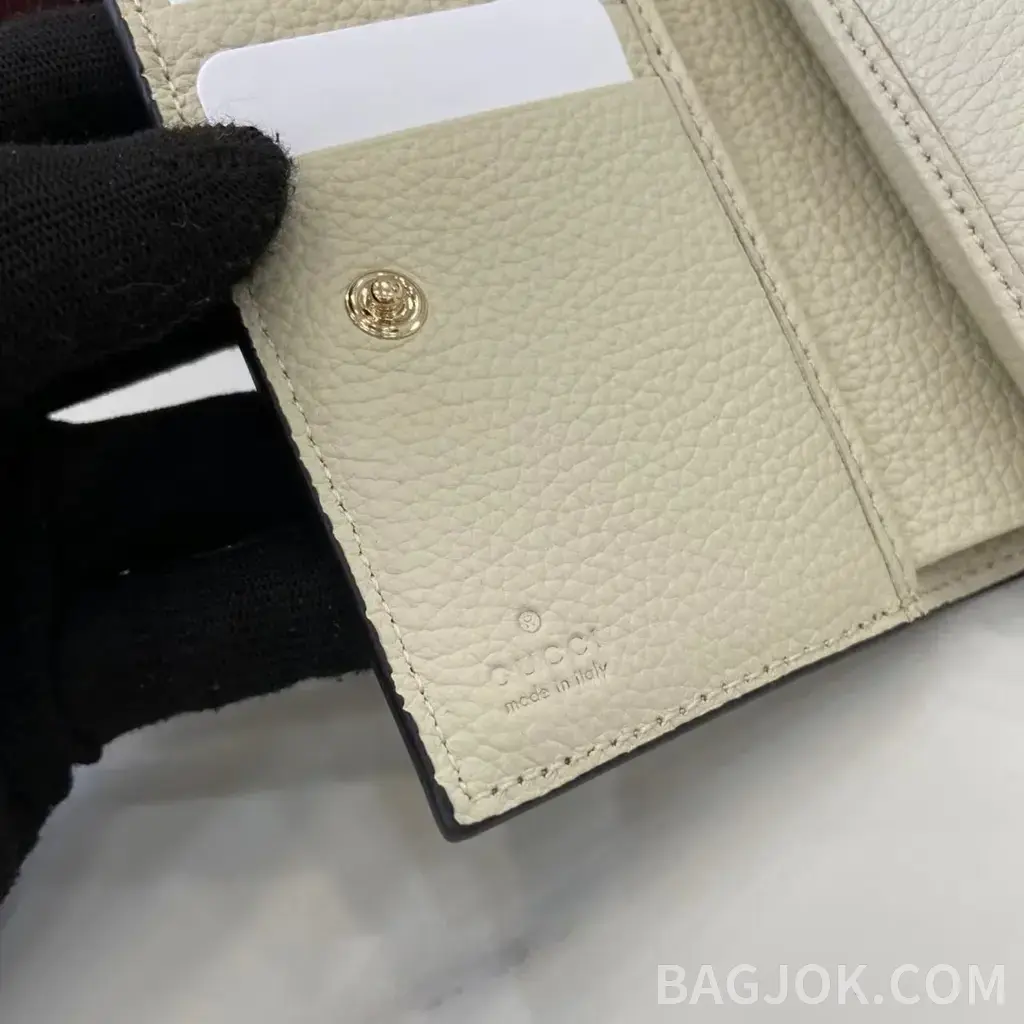 구찌 구찌 GG 엠블럼 스몰 지갑 상세 이미지