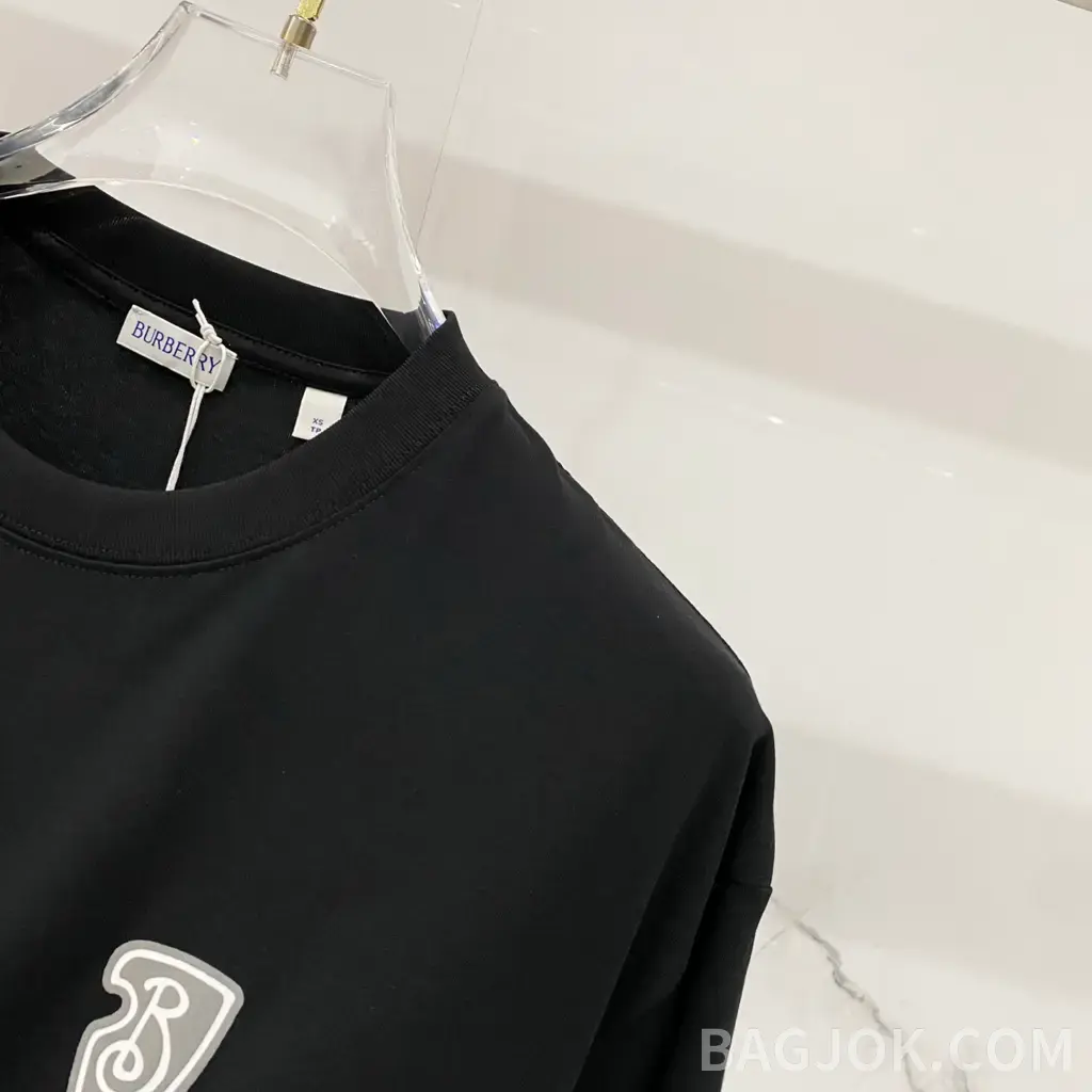 버버리 버버리 맨투맨 티셔츠 상세 이미지