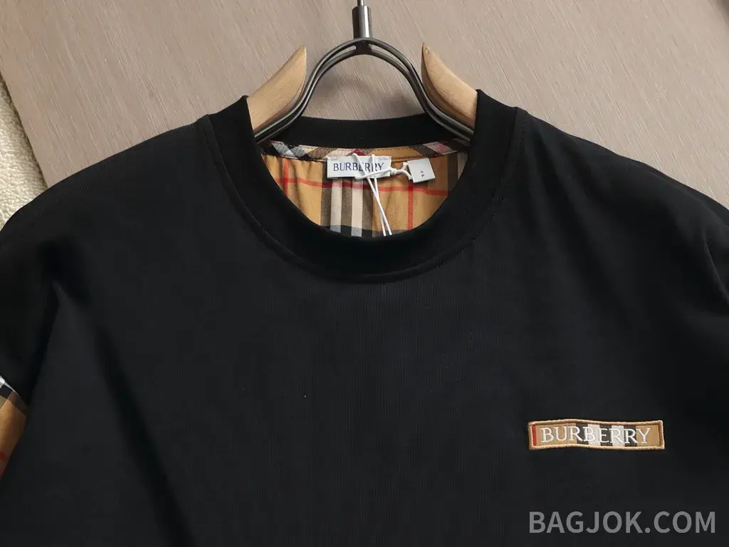 버버리 버버리 체크패치 반팔 티셔츠 상세 이미지