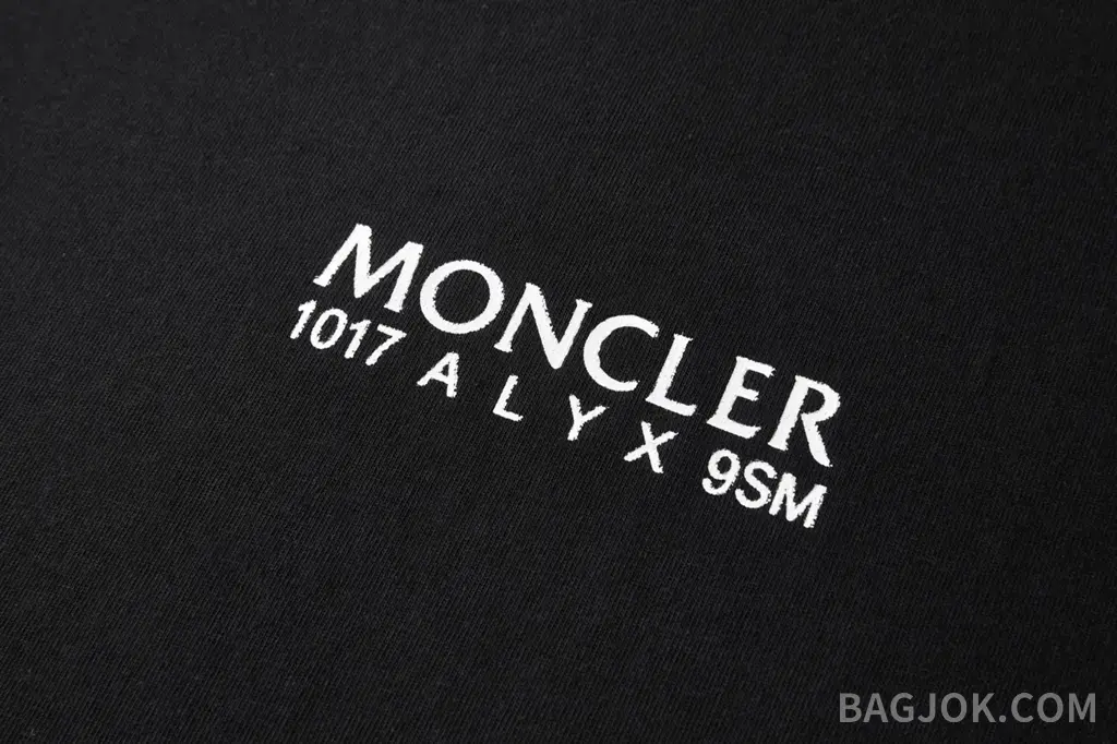 몽클레어 몽클레어 스플래터 프린트 반팔티 상세 이미지