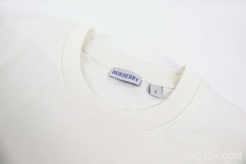 버버리 버버리 비치 라운지 체크 반팔티 상세 이미지