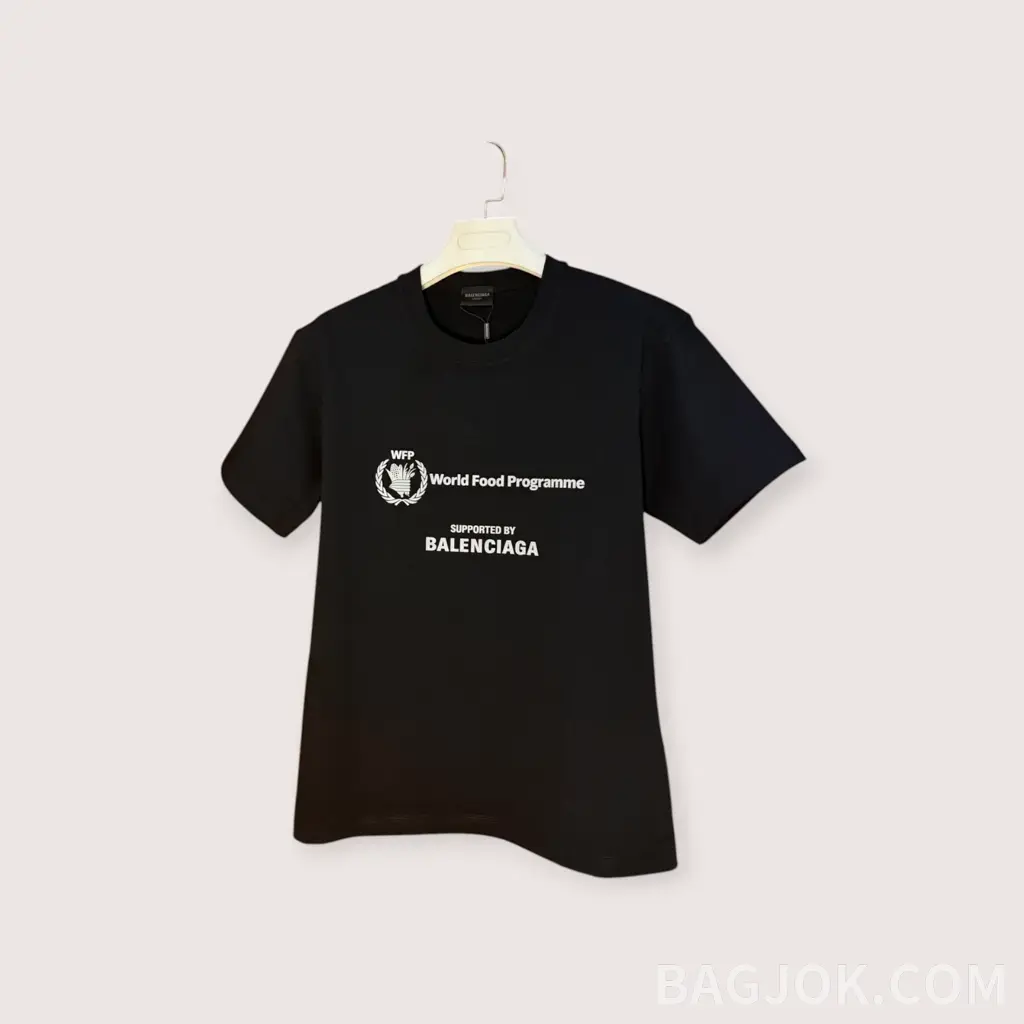 발렌시아가 WFP 2세대 콜라보 반팔티_대표이미지