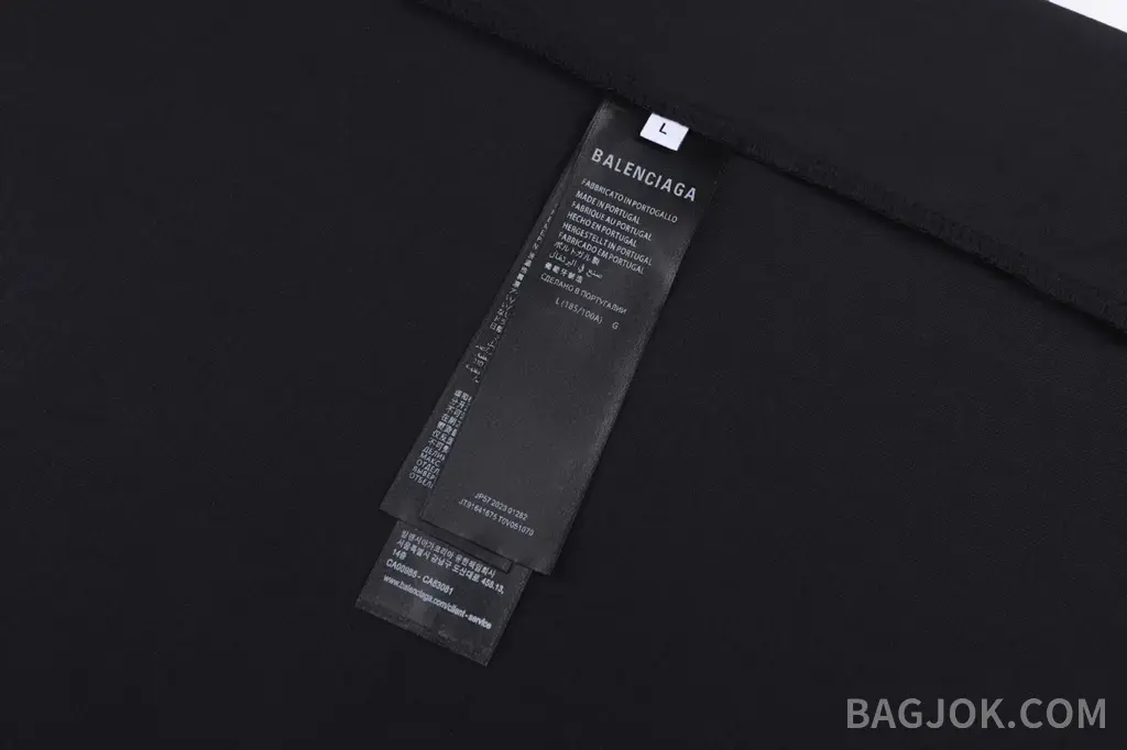 발렌시아가 발렌시아가 블러 레터링 반팔 티셔츠 상세 이미지