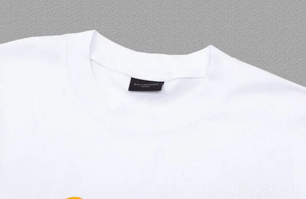 발렌시아가 발렌시아가 파리 로고 프린트 반팔 티셔츠 상세 이미지