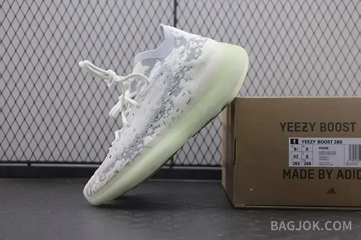 아디다스 YEEZY 380 상세 이미지