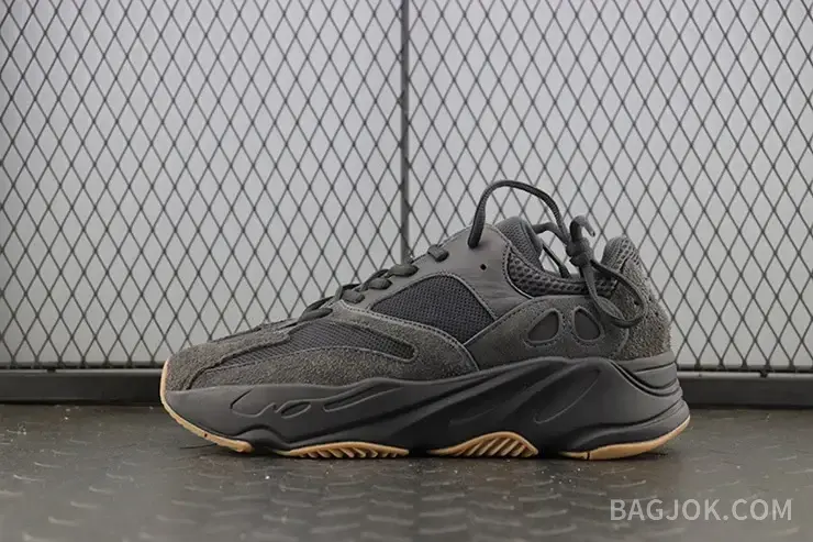 아디다스 YEEZY 700 상세 이미지
