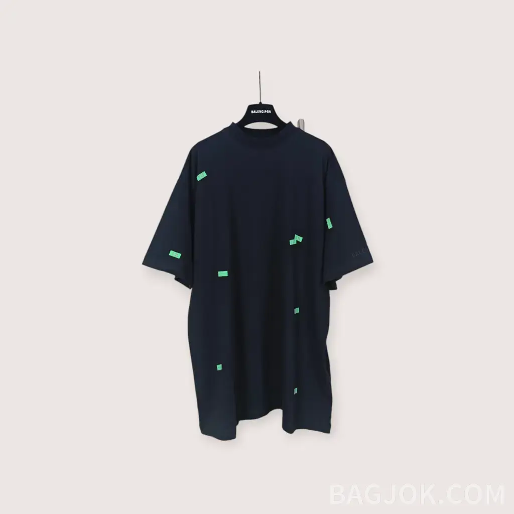 발렌시아가 26SS 520 스티커 티셔츠_대표이미지