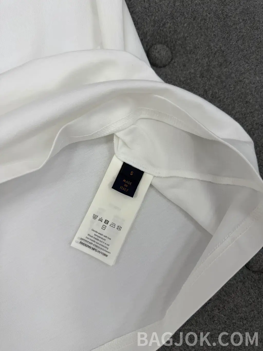 루이비통 루이비통 로고 프린트 티셔츠 상세 이미지