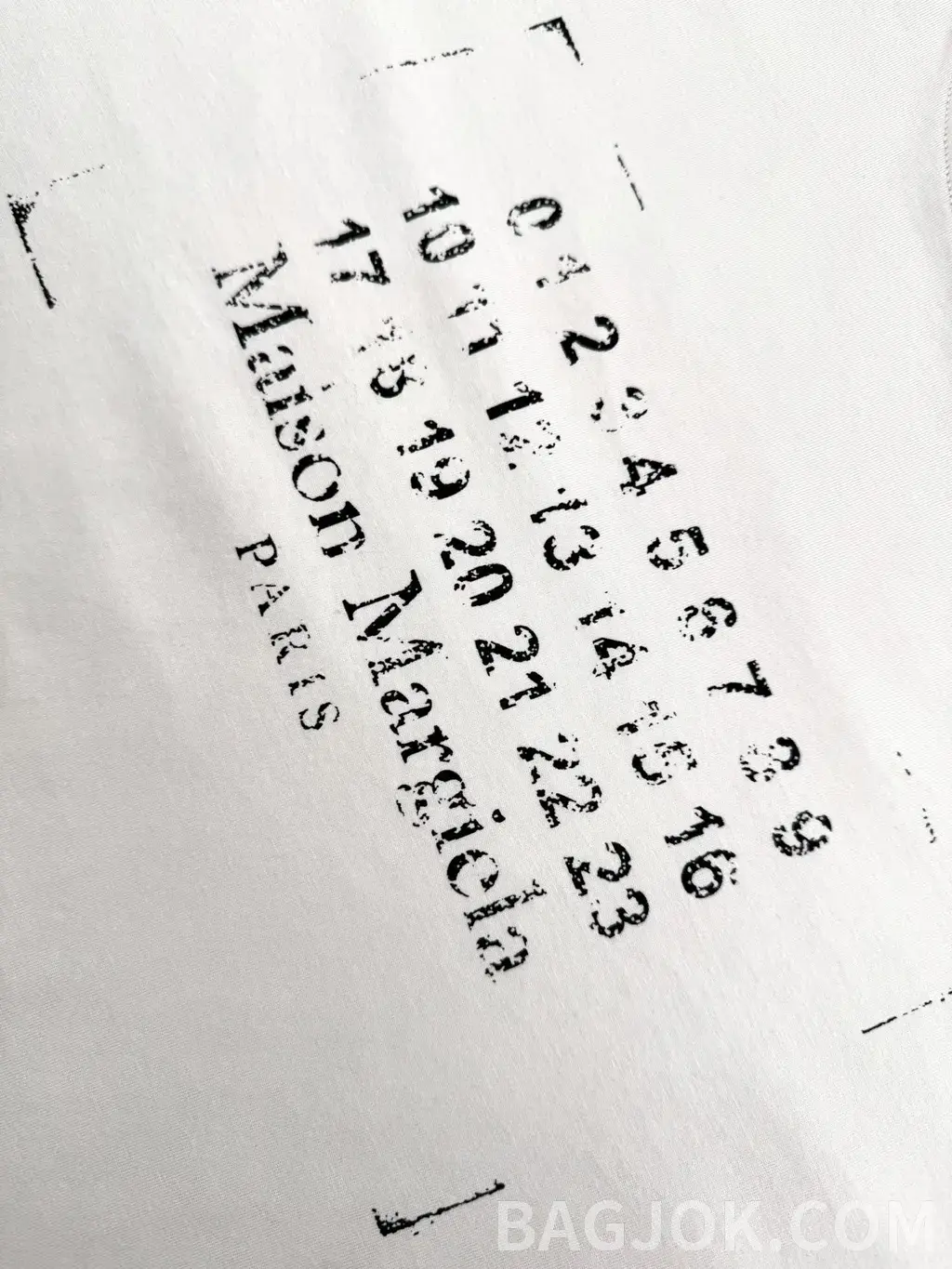 메종 마르지엘라 메종 마르지엘라 스탬프 로고 티셔츠 상세 이미지