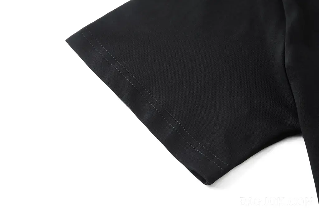 루이비통 루이비통 비즈 자수 로고 반팔 티셔츠 상세 이미지