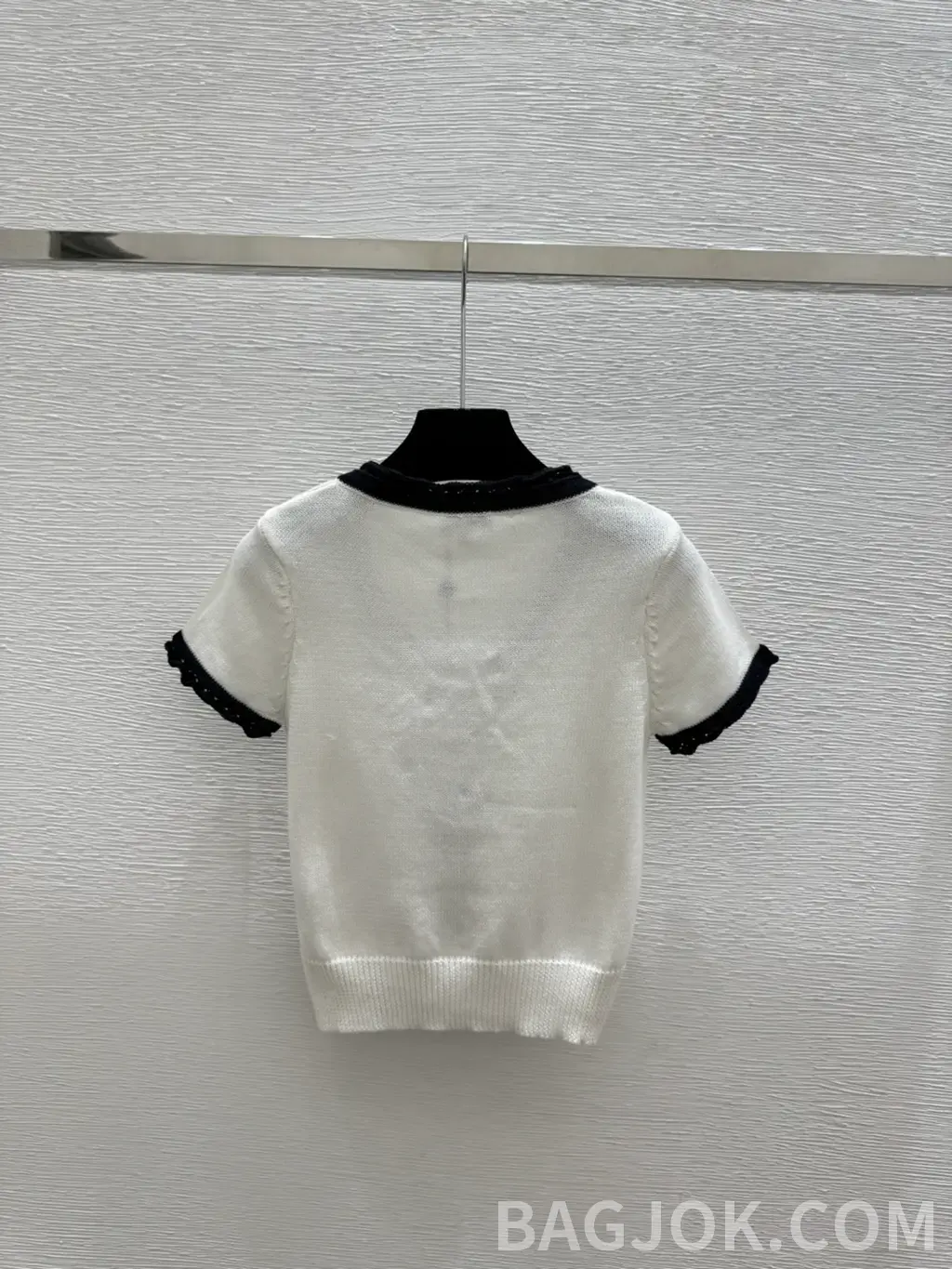샤넬 샤넬 CC 보우 버튼 크롭 반팔 니트 상세 이미지