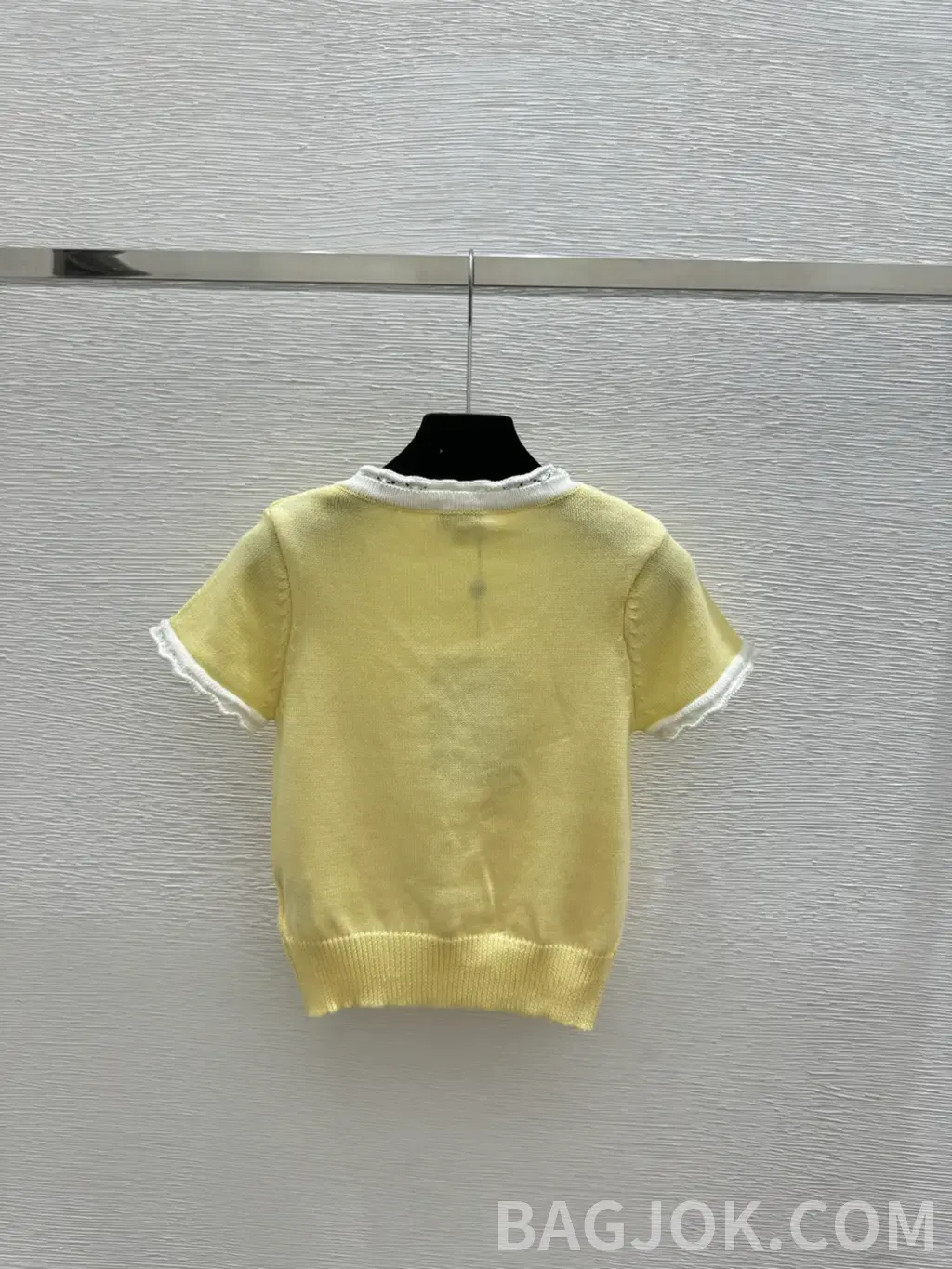 샤넬 샤넬 CC 보우 버튼 크롭 반팔 니트 상세 이미지