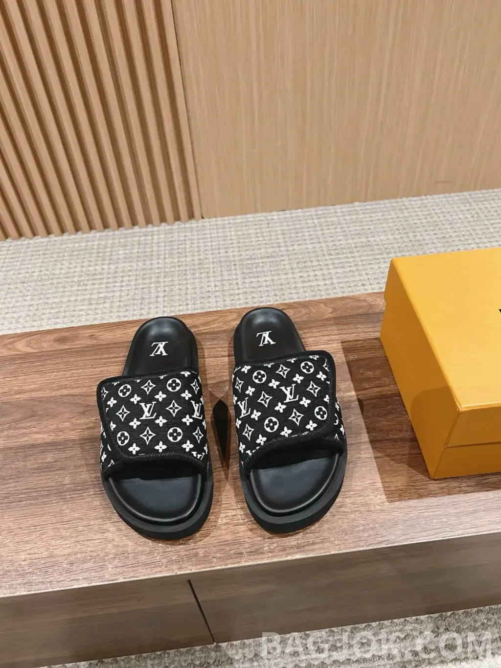 루이비통 루이비통 마이애미 뮬 상세 이미지