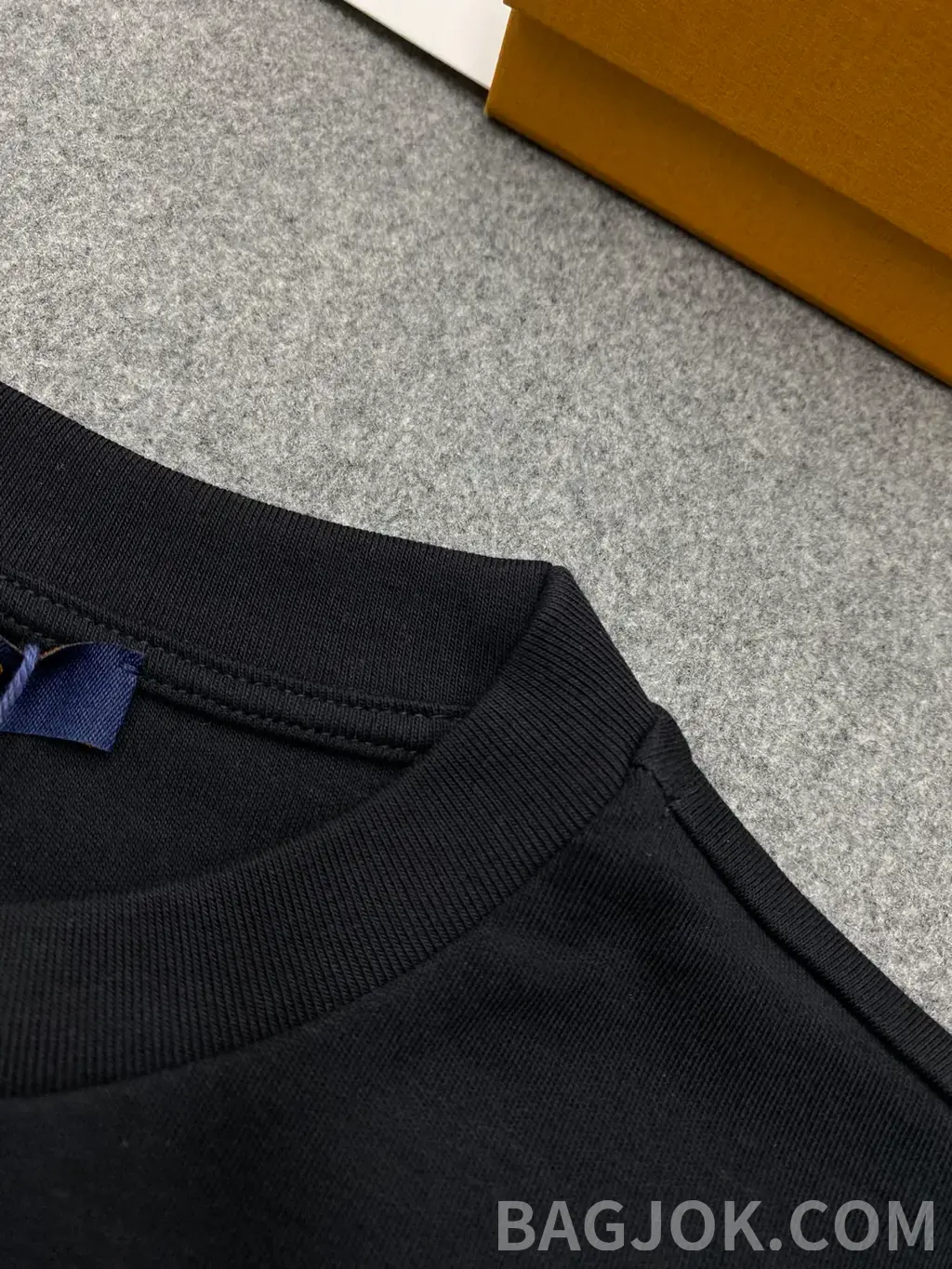 루이비통 루이비통 LV 서클 로고 오버핏 반팔 티셔츠 상세 이미지