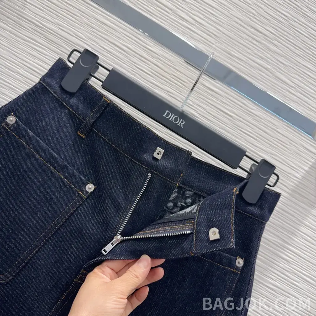 디올 디올 오블리크 패턴 롤업 데님 쇼츠 상세 이미지