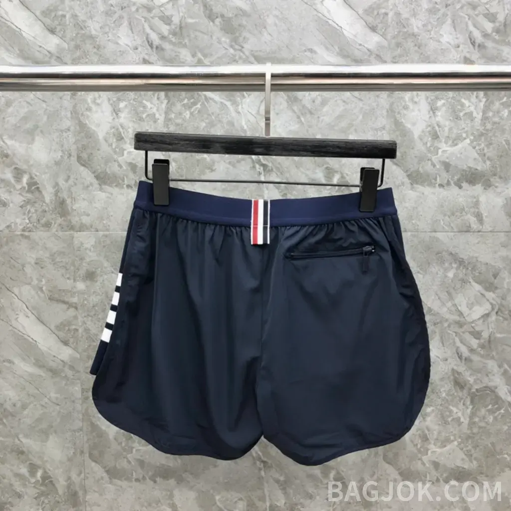 톰브라운 톰브라운 4바 스트라이프 트랙 쇼츠 상세 이미지