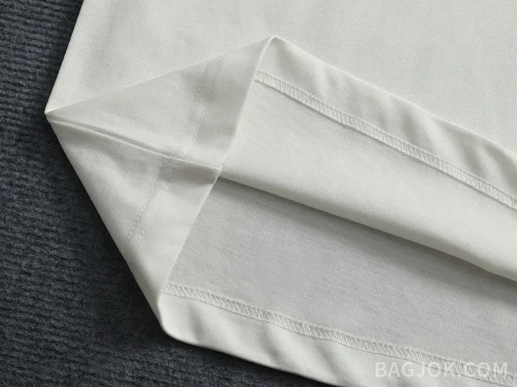 버버리 버버리 전마 입체 로고 오버핏 티셔츠 상세 이미지