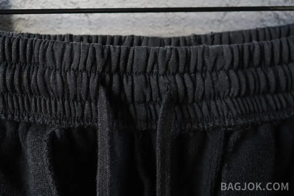 발렌시아가 발렌시아가 빈티지 워싱 트레이닝 숏팬츠 상세 이미지