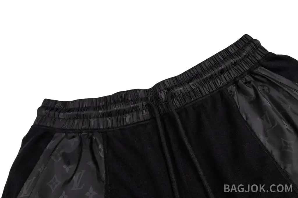 루이비통 루이비통 26SS 나일론 모노그램 포켓 쇼츠 상세 이미지