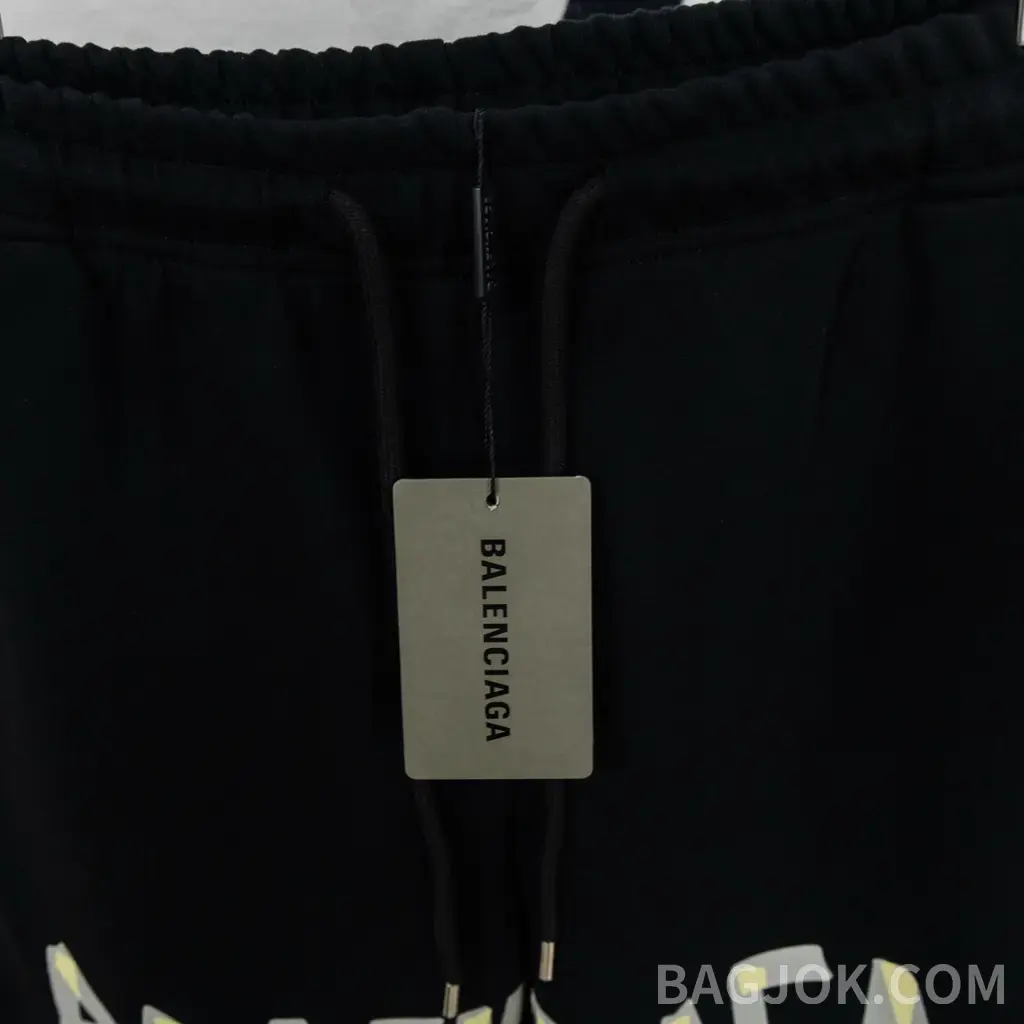 발렌시아가 발렌시아가 빅 로고 스웨트 숏팬츠 상세 이미지