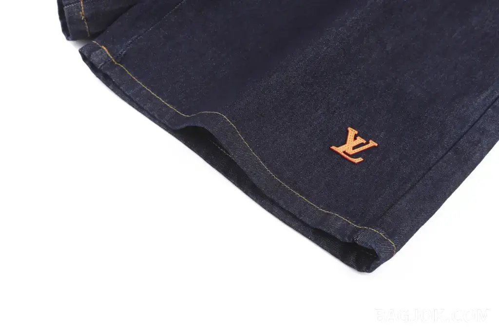 루이비통 LOUIS VUITTON 워싱 데님 쇼츠 상세 이미지