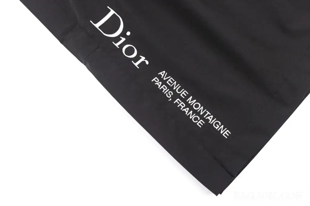디올 DIOR 아베뉴 몽테뉴 레터링 쇼츠 상세 이미지
