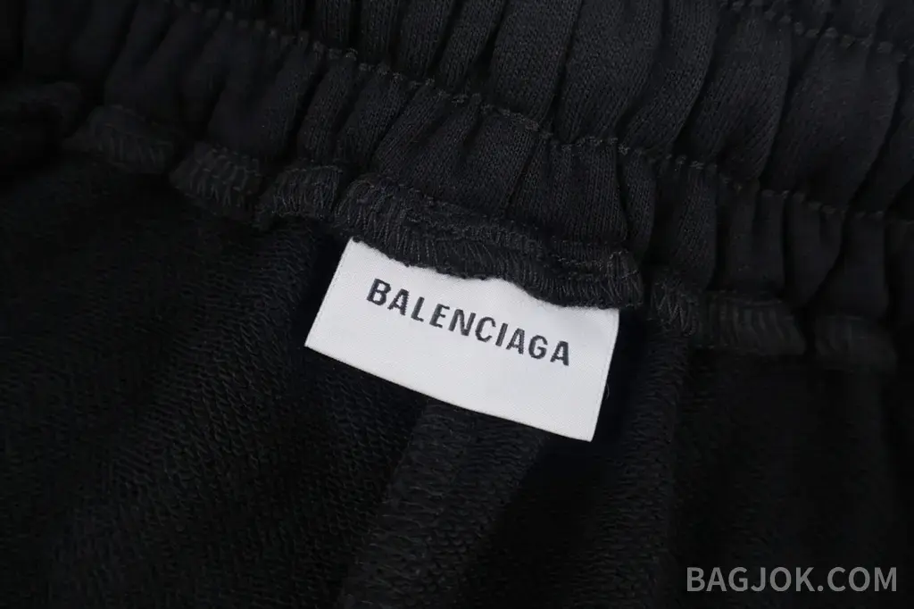 발렌시아가 BALENCIAGA 피쉬스케일 로고 스웨트 쇼츠 상세 이미지