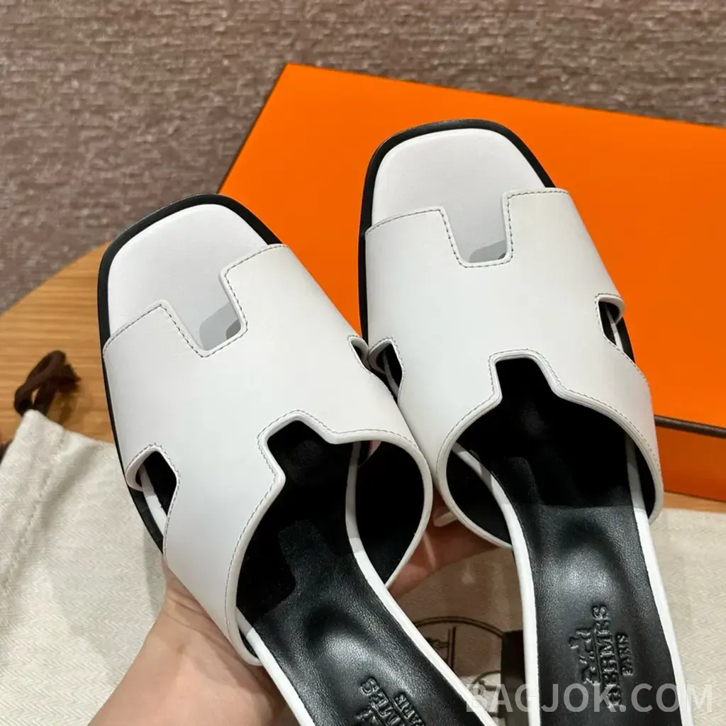 에르메스 에르메스 헬리아 60 힐 샌들 (카프스킨) 상세 이미지
