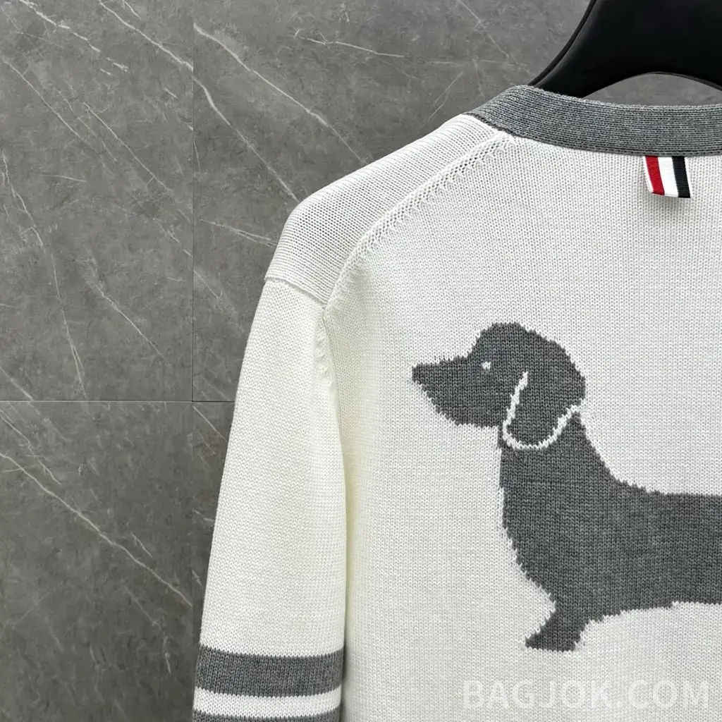 톰브라운 THOM BROWNE 닥스훈트 인타르시아 가디건 상세 이미지