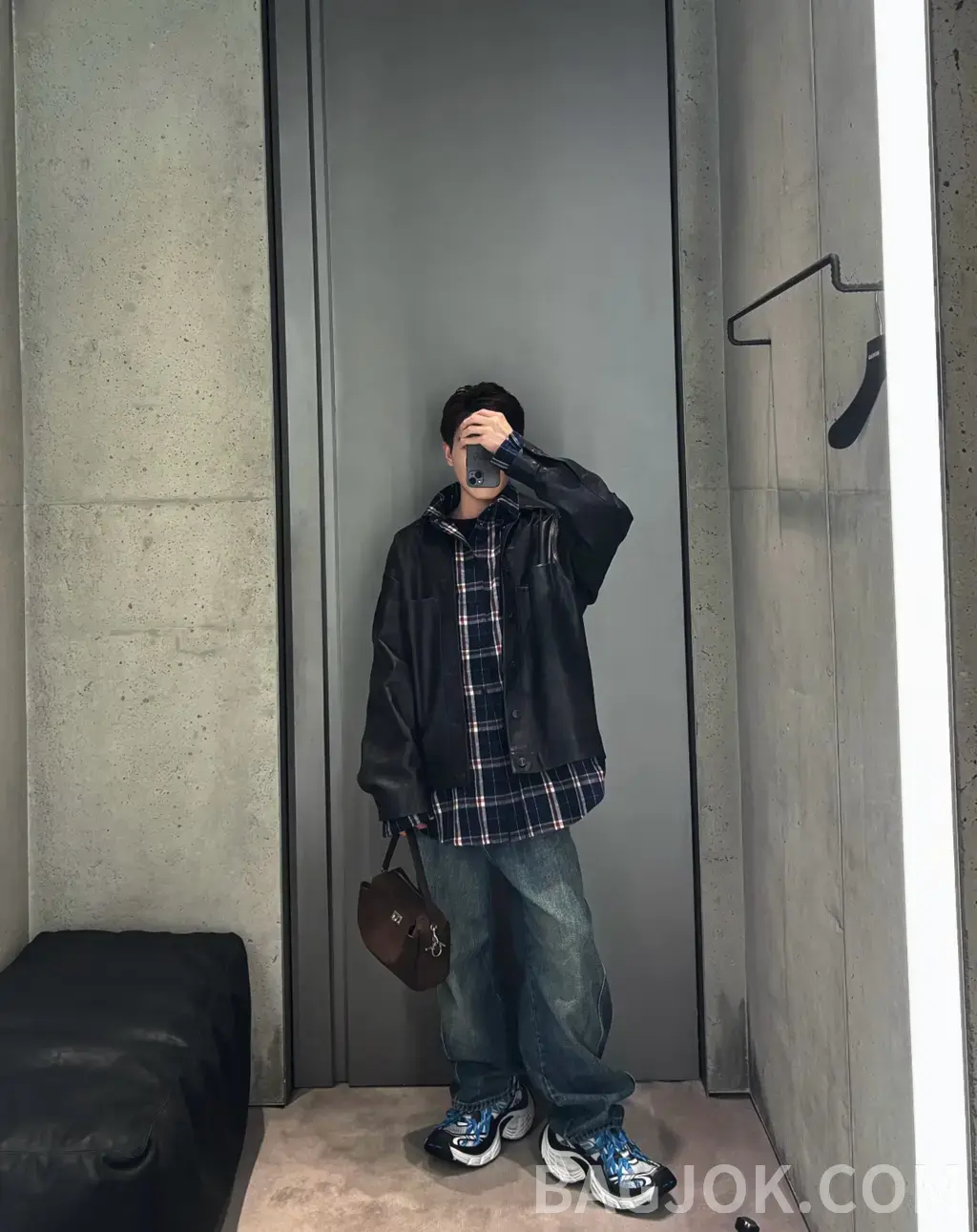 발렌시아가 BALENCIAGA 페이크 투피스 데님 자켓 상세 이미지