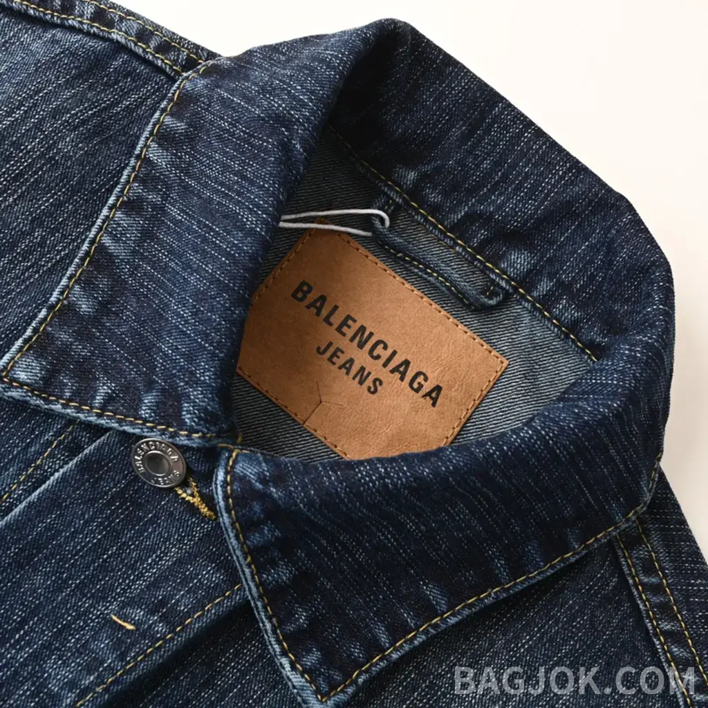 발렌시아가 BALENCIAGA 하트 로고 데님 트러커 자켓 상세 이미지