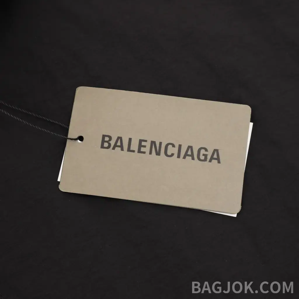 발렌시아가 BALENCIAGA 테크웨어 집업 자켓 상세 이미지