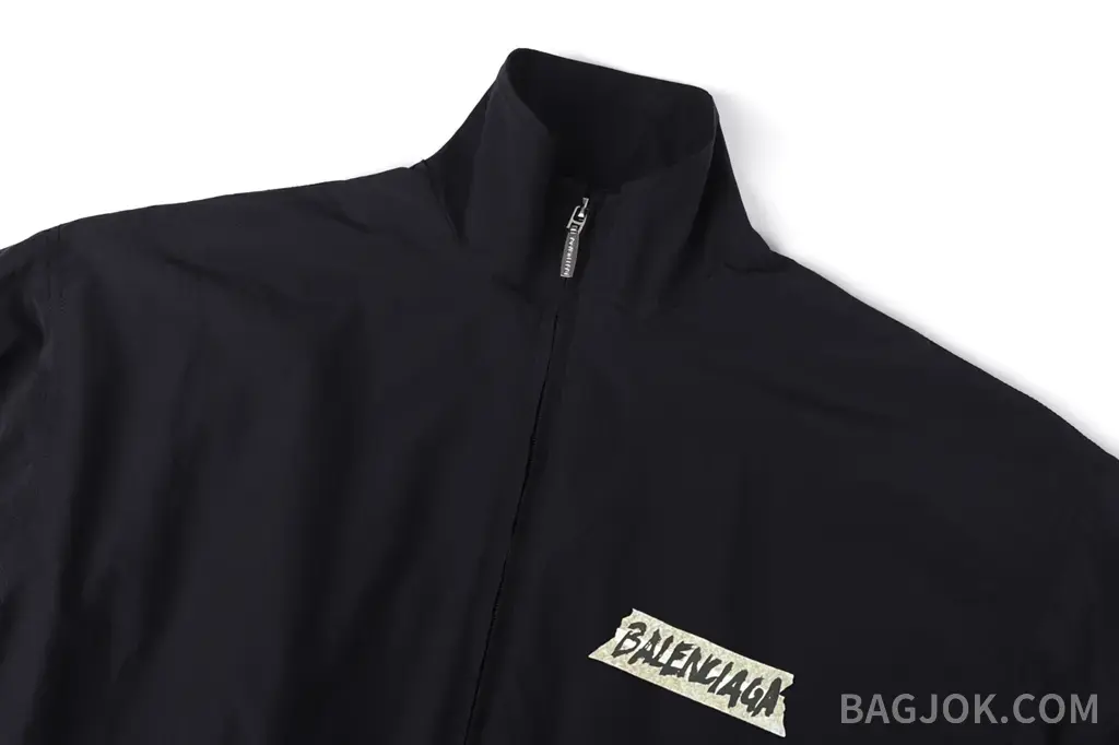 발렌시아가 BALENCIAGA 테이프 로고 집업 자켓 상세 이미지
