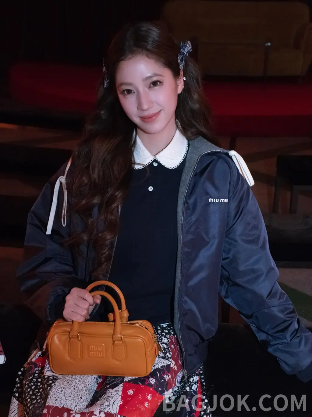 미우미우 MIU MIU 리버서블 테크 니트 후드 봄버 자켓 상세 이미지