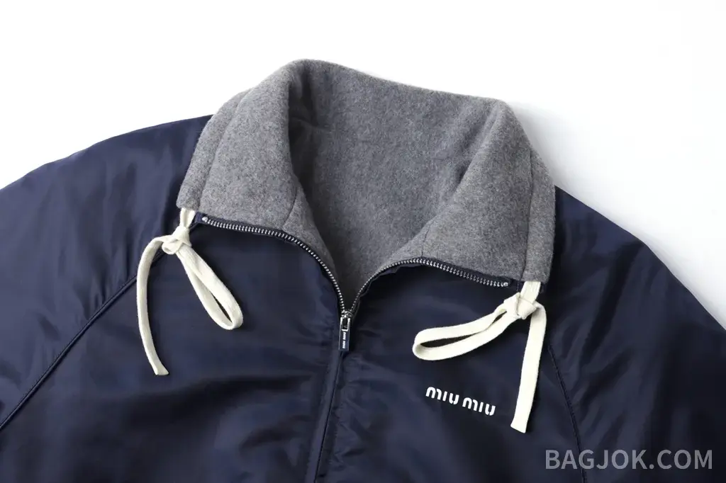 미우미우 MIU MIU 리버서블 테크 니트 후드 봄버 자켓 상세 이미지