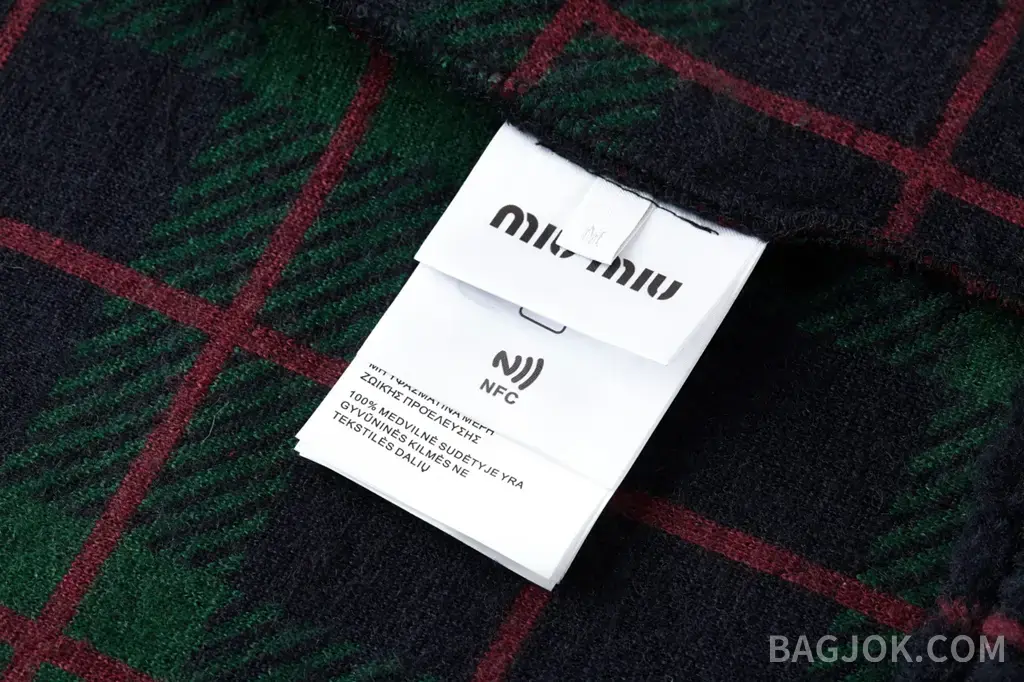 미우미우 MIU MIU 체크 테디 플리스 집업 상세 이미지