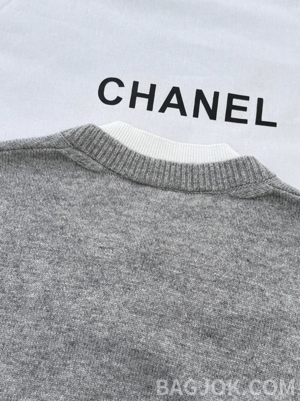 샤넬 CHANEL 울 블렌드 크롭 니트 카디건 상세 이미지