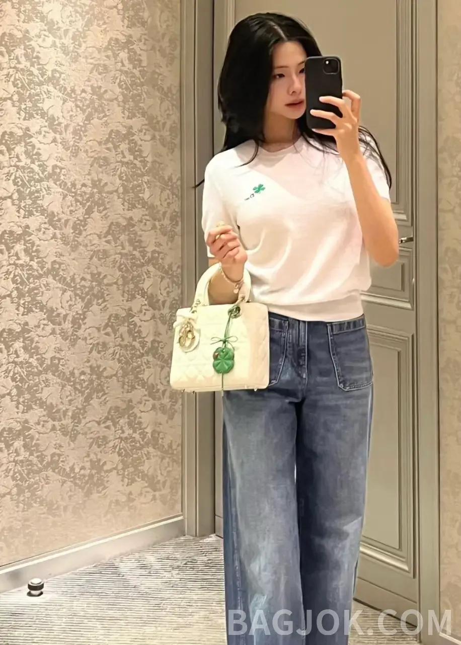 디올 DIOR 클로버 자수 니트 스웨터 상세 이미지