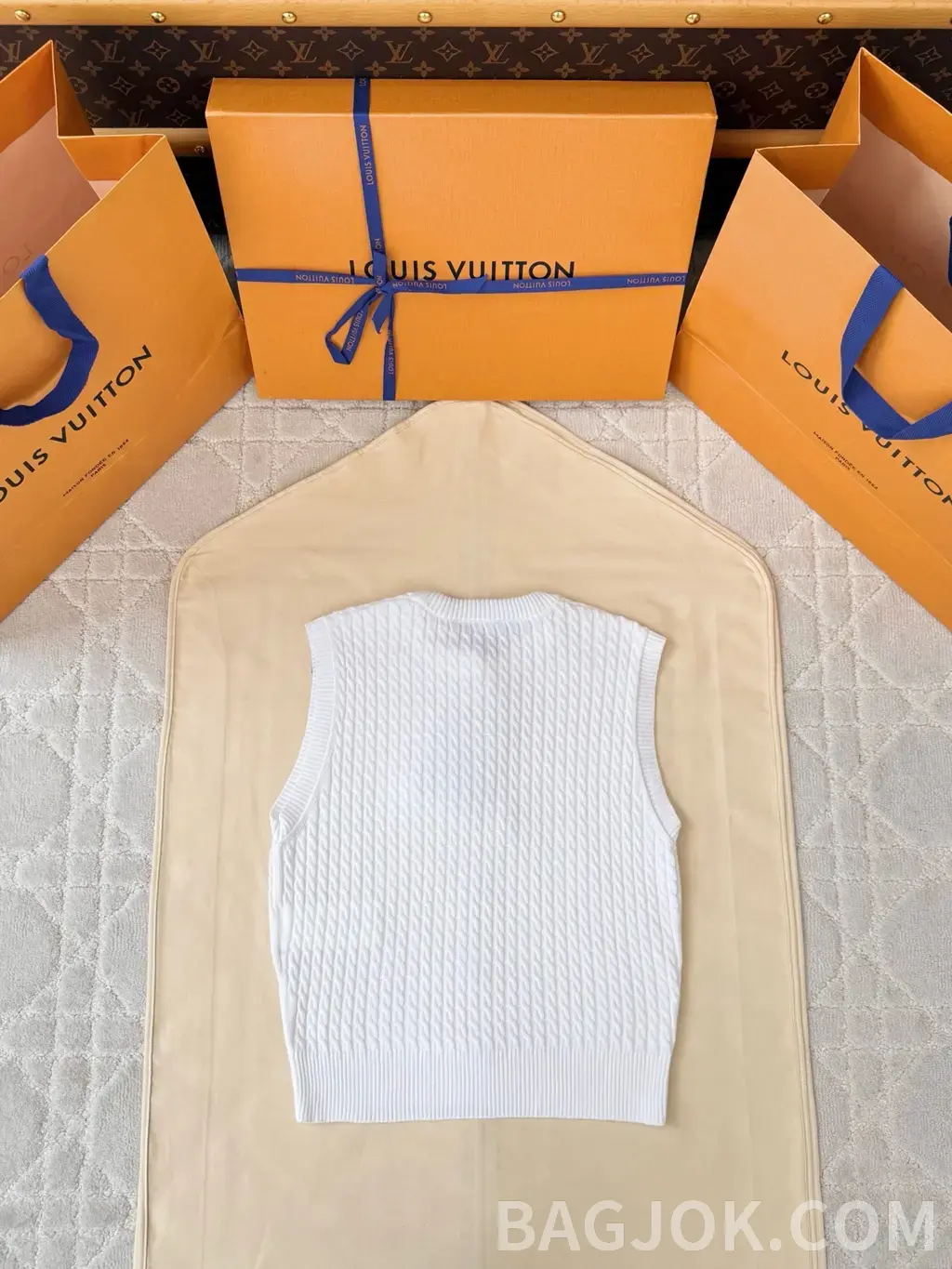 루이비통 LOUIS VUITTON 케이블 니트 리본 슬리브리스 탑 상세 이미지