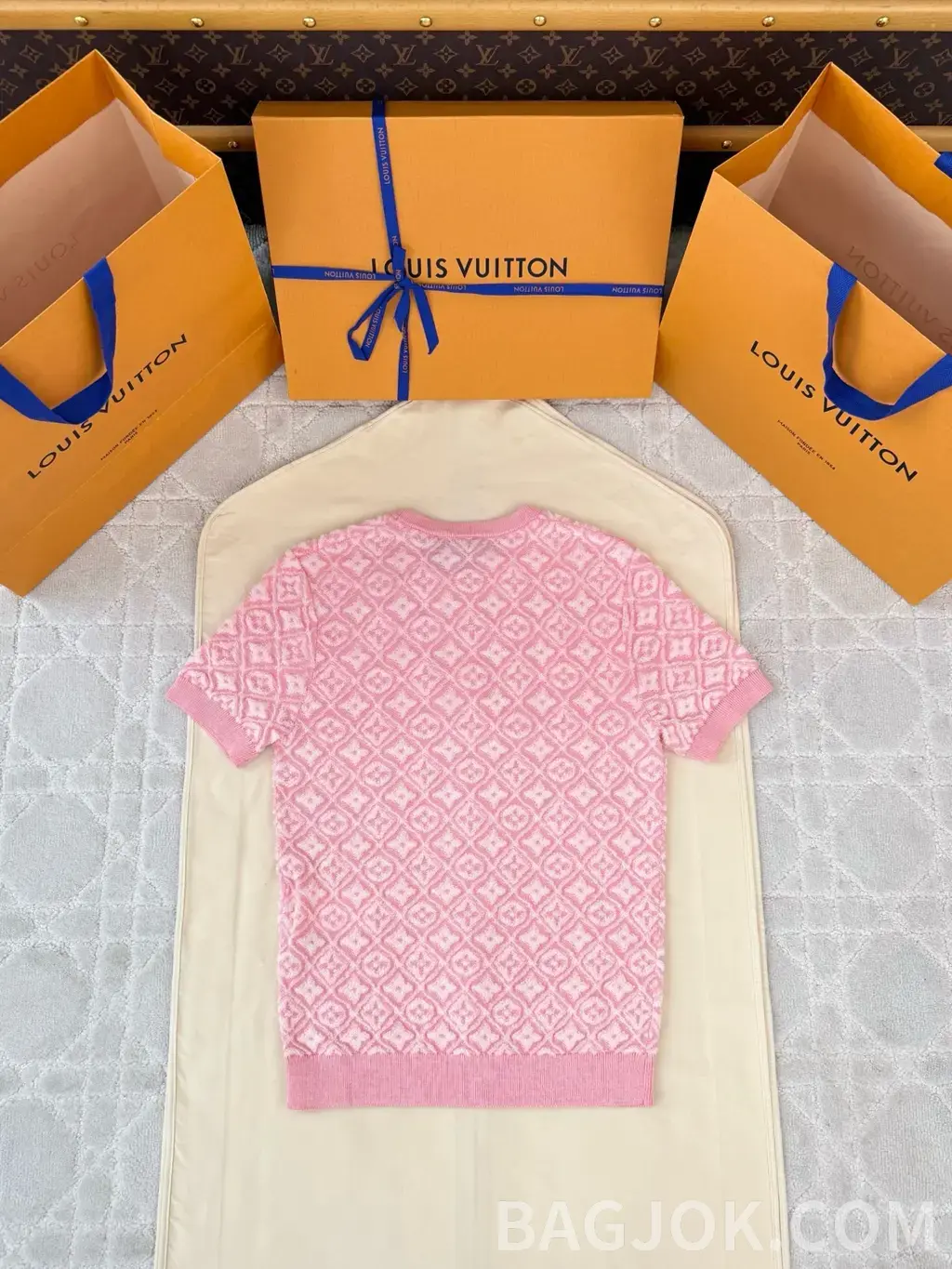 루이비통 LOUIS VUITTON 모노그램 자카드 니트 반팔 티셔츠 상세 이미지