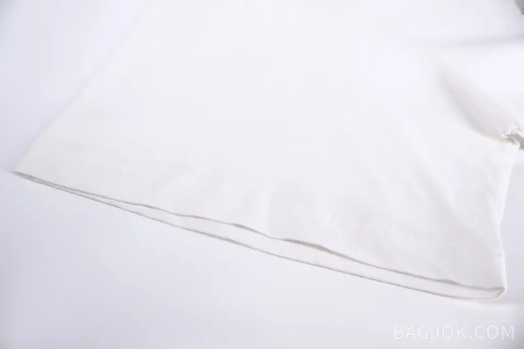 메종 마르지엘라 MAISON MARGIELA 디지털 프린트 아티스틱 티셔츠 상세 이미지