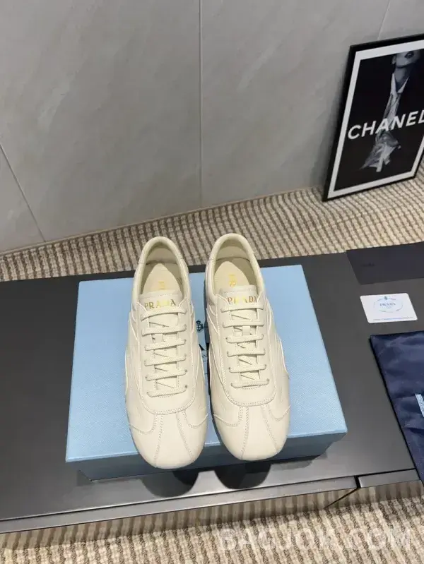 프라다 프라다 스니커즈 25SS 상세 이미지