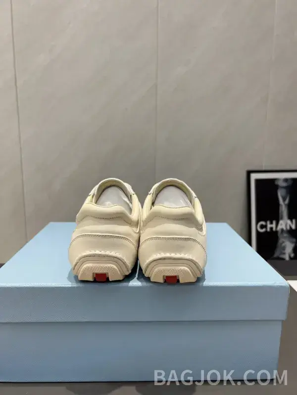 프라다 프라다 스니커즈 25SS 상세 이미지