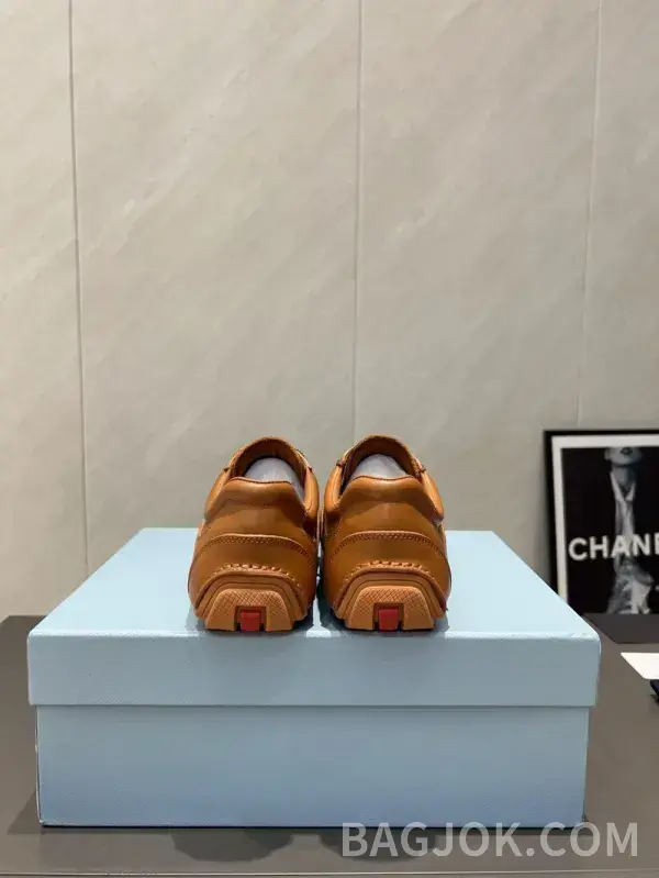프라다 프라다 스니커즈 25SS 상세 이미지