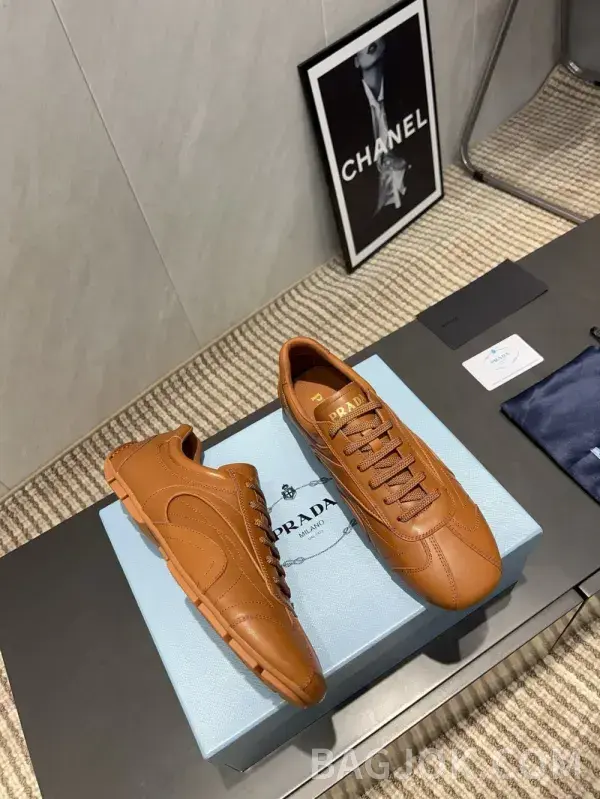 프라다 프라다 스니커즈 25SS 상세 이미지