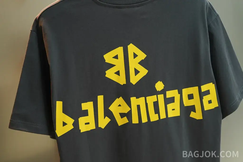 발렌시아가 BALENCIAGA 헤비듀티 프린트 크루넥 반팔 티셔츠 상세 이미지