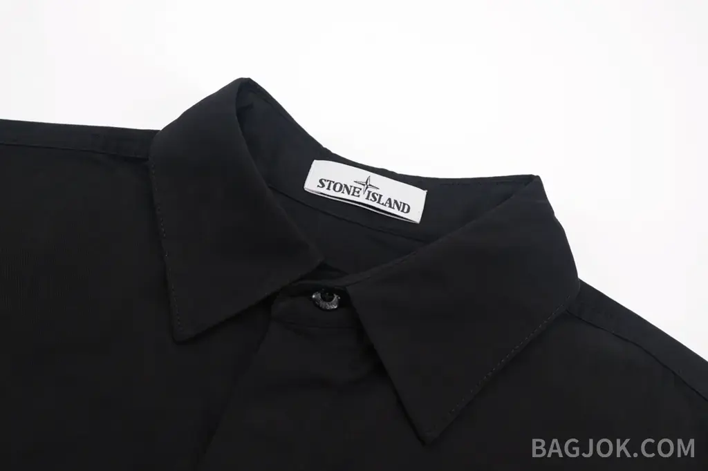 스톤아일랜드 STONE ISLAND 컴퍼스 로고 워크웨어 쇼츠leeve 셔츠 상세 이미지