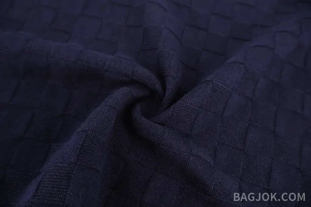 루이비통 LOUIS VUITTON 3D 다미에 체크 자카드 니트 티셔츠 상세 이미지