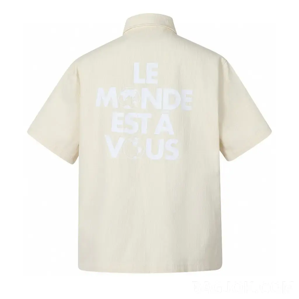 루이비통 LOUIS VUITTON "LE MONDE EST À VOUS" 린넨 반팔 셔츠 상세 이미지